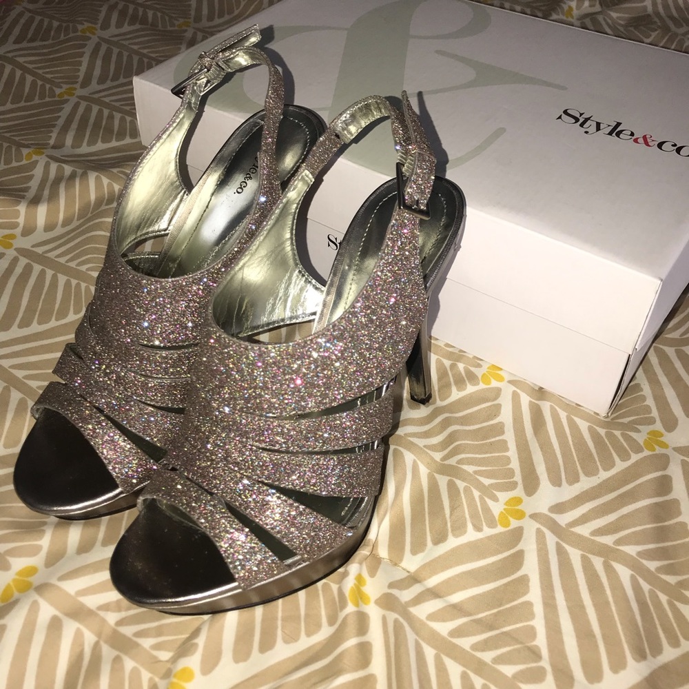 Style & Co. Glitter Pumps